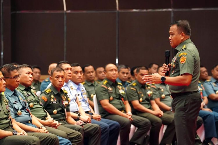 Irjen TNI Gelar Coffee Morning Bersama Para Kolonel Jajaran Mabes TNI Irjen TNI Gelar Coffee Morning Bersama Para Kolonel Jajaran Mabes TNI