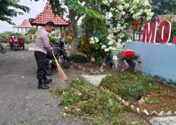 Bhabinkamtibmas Polsek Gemuh Ajak Warga Cegah Demam Berdarah