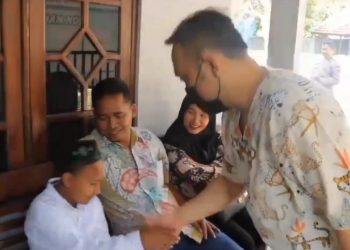 Berkomitmen membantu masyarakat, Personel Polres Semarang buka klinik Khitan.