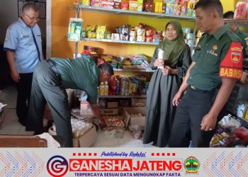 Pastikan Harga Bahan Pangan Stabil, Babinsa Pantau Perkembangan Harga Sembako 