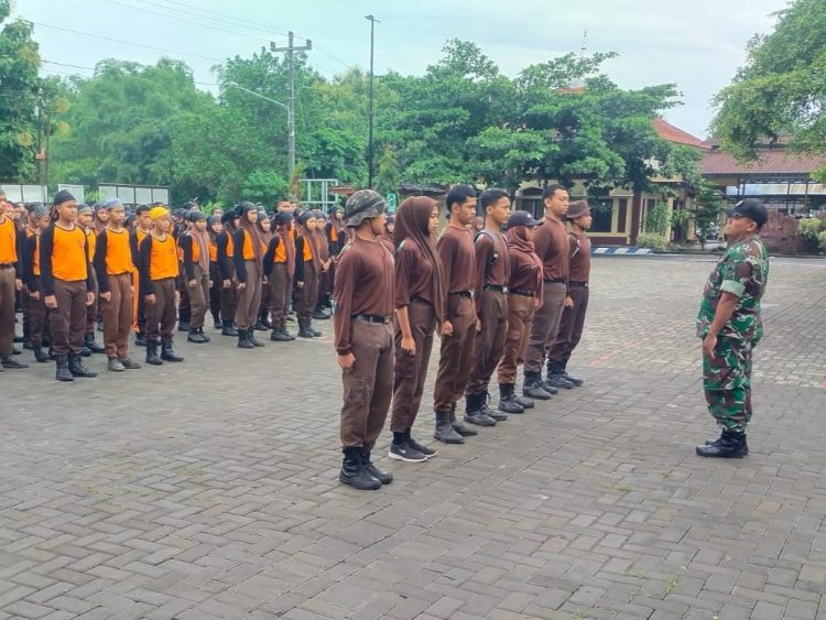 Babinsa Nogosari Tumbuhkan Kedisiplinan, Jiwa Persatuan Dan Tanggung jawab Kepada Generasi Muda