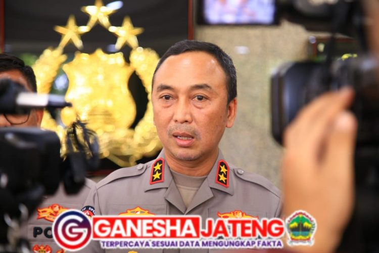 Kadiv Humas Tegaskan Komitmen Kapolri Jaga Marwah Institusi Dengan Terus Bebenah Kadiv Humas Tegaskan Komitmen Kapolri Jaga Marwah Institusi Dengan Terus Bebenah