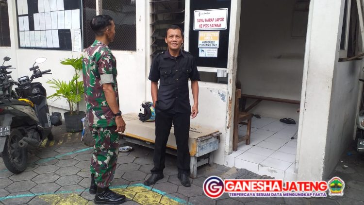 Serma Fitalis, Komsos Ujung Tombak Aparat Teritorial untuk Dekat dengan Warga Binaan Serma Fitalis, Komsos Ujung Tombak Aparat Teritorial untuk Dekat dengan Warga Binaan
