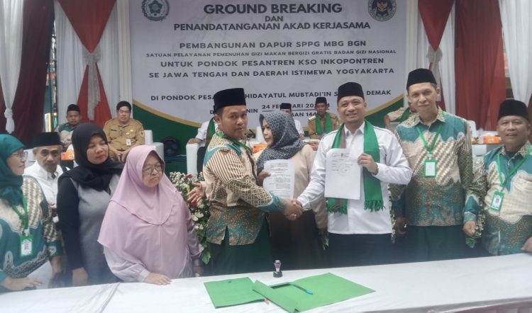 Ground Breaking dan Akad Kerjasama Pembangunan Dapur SPPG di Pesantren Hidayatul Mubtadi'in Ground Breaking dan Akad Kerjasama Pembangunan Dapur SPPG di Pesantren Hidayatul Mubtadi’in