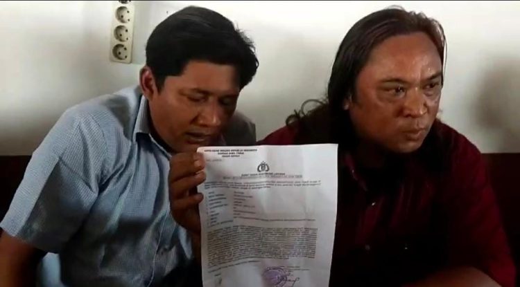 Di Kroyok 20 Orang Oknum Ormas. Kuasa Pelaku Minta Polres Gresik Cepat Tangkap Pelaku Di Kroyok 20 Orang Oknum Ormas. Kuasa Pelaku Minta Polres Gresik Cepat Tangkap Pelaku