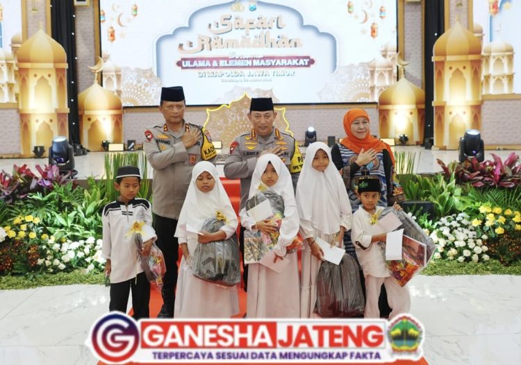 Safari Ramadan, Kapolri Pererat Silaturahmi Dengan Ulama Hingga Tokoh Masyarakat Safari Ramadan, Kapolri Pererat Silaturahmi Dengan Ulama Hingga Tokoh Masyarakat