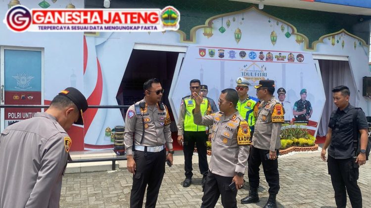 Kapolres Pemalang Pastikan Kesiapan Pos dan Personil Pengamanan Mudik Lebaran 2025 Kapolres Pemalang Pastikan Kesiapan Pos dan Personil Pengamanan Mudik Lebaran 2025