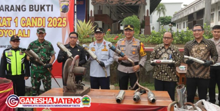 Polres Boyolali Musnahkan Ribuan Barang Bukti Hasil Operasi Pekat di Alun-alun Kidul Boyolali Polres Boyolali Musnahkan Ribuan Barang Bukti Hasil Operasi Pekat di Alun-alun Kidul Boyolali