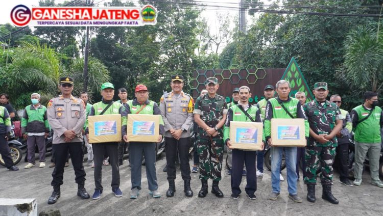 Bakti Sosial Sinergitas TNI Polri Kepada Ojek Online Boyolali