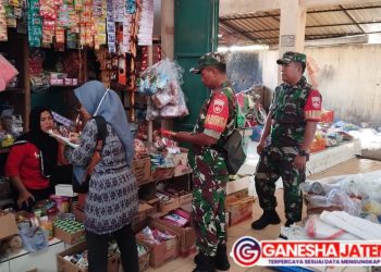 Babinsa Pantau Harga Sembako Pasca Lebaran, Pastikan Stabilitas Harga dan Ketersediaan