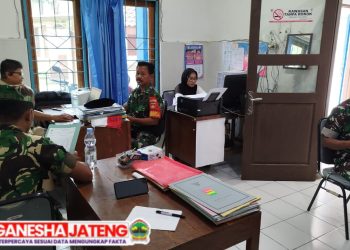 Babinsa Temui Aparat Desa, Bahas Data Stunting dan Strategi Penanganannya