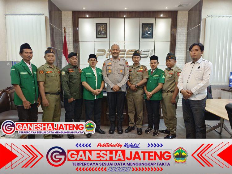 Kapolres Terima Kunjungan PC GP Ansor Kendal, Perkuat Sinergitas Jelang Harlah NU ke-91 Kapolres Terima Kunjungan PC GP Ansor Kendal, Perkuat Sinergitas Jelang Harlah NU ke-91