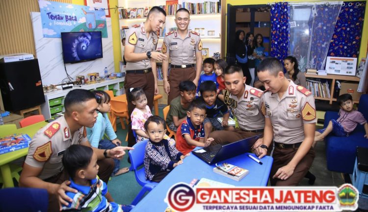 Kepedulian Taruna Akpol : Mengajarkan Calistung Hingga Memotivasi Anak Jalanan Kepedulian Taruna Akpol : Mengajarkan Calistung Hingga Memotivasi Anak Jalanan