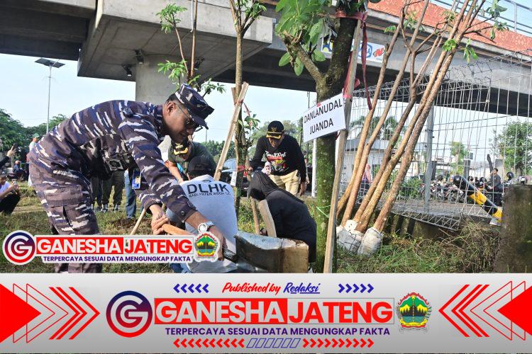 Sinergitas Lanudal Juanda Bersama Forkopimda, Tanam 1000 Pohon Puli Dan Kerja Bakti Massal Di Bundaran Fly Over Aloha Sidoarjo Sinergitas Lanudal Juanda Bersama Forkopimda, Tanam 1000 Pohon Puli Dan Kerja Bakti Massal Di Bundaran Fly Over Aloha Sidoarjo