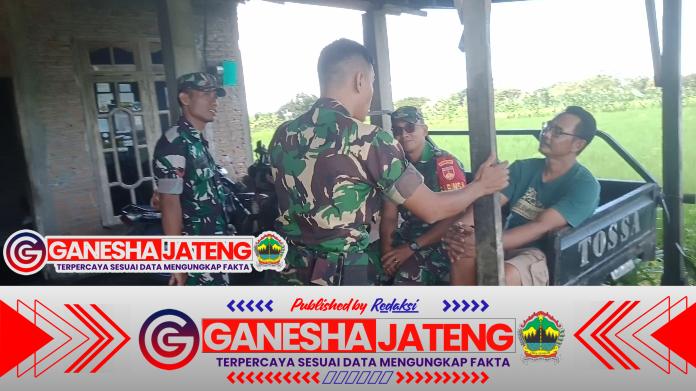 Babinsa Desa Girimargo Tekankan Pentingnya Ronda Malam untuk Keamanan Babinsa Desa Girimargo Tekankan Pentingnya Ronda Malam untuk Keamanan