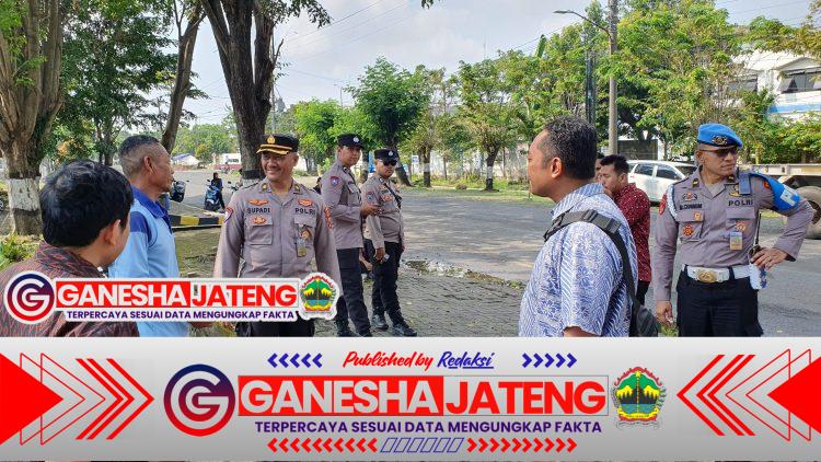 Polda Jateng Gencarkan Binluh Cegah Premanisme di Kawasan Industri dan Terminal Mangkang Polda Jateng Gencarkan Binluh Cegah Premanisme di Kawasan Industri dan Terminal Mangkang