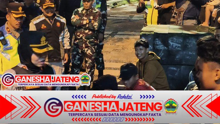 Kapolres Salatiga : Sinergi Tiga Pilar Cegah Aksi Premanisme Di Kota Salatiga Kapolres Salatiga : Sinergi Tiga Pilar Cegah Aksi Premanisme Di Kota Salatiga
