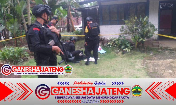 TNI-Polri Amankan Granat Aktif dan Peluru di Mrebet Purbalingga TNI-Polri Amankan Granat Aktif dan Peluru di Mrebet Purbalingga