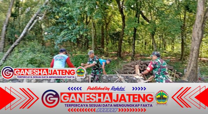 Babinsa Berpartisipasi Dalam Pembangunan Talud Jalan, Guna Cegah Longsor Babinsa Berpartisipasi Dalam Pembangunan Talud Jalan, Guna Cegah Longsor