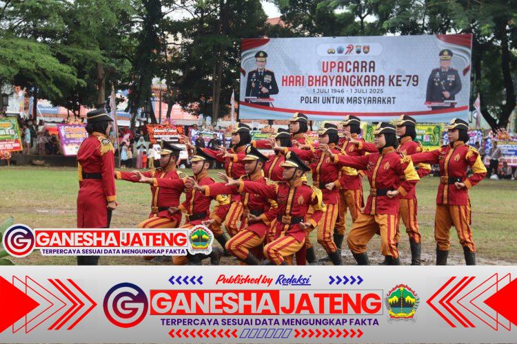 Dari Upacara hingga Atraksi Menarik: Polres Brebes Meriahkan Hari Bhayangkara ke-79 Dari Upacara hingga Atraksi Menarik: Polres Brebes Meriahkan Hari Bhayangkara ke-79