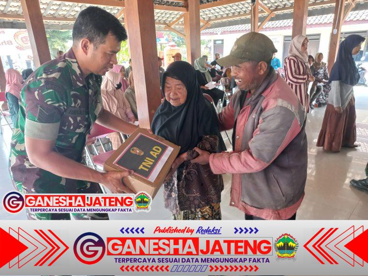 TNI AD Salurkan 450 Paket Sembako untuk Warga Kurang Mampu di Boyolali TNI AD Salurkan 450 Paket Sembako untuk Warga Kurang Mampu di Boyolali