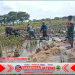Babinsa Dampingi Petani Bajak Sawah Gotong Royong Menuju Swasembada Pangan Babinsa Dampingi Petani Bajak Sawah Gotong Royong Menuju Swasembada Pangan