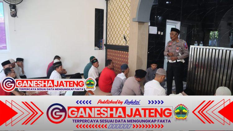 Satlantas Polres Purbalingga Gelar Safari Jumat di Masjid As-Salam Satlantas Polres Purbalingga Gelar Safari Jumat di Masjid As-Salam