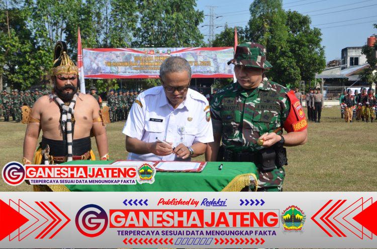 Salah SatuTokoh Pewayangan Werkudara Hadir Pada Upacara Pembukaan TMMD Reguler Ke-125 Kodim Surakarta*