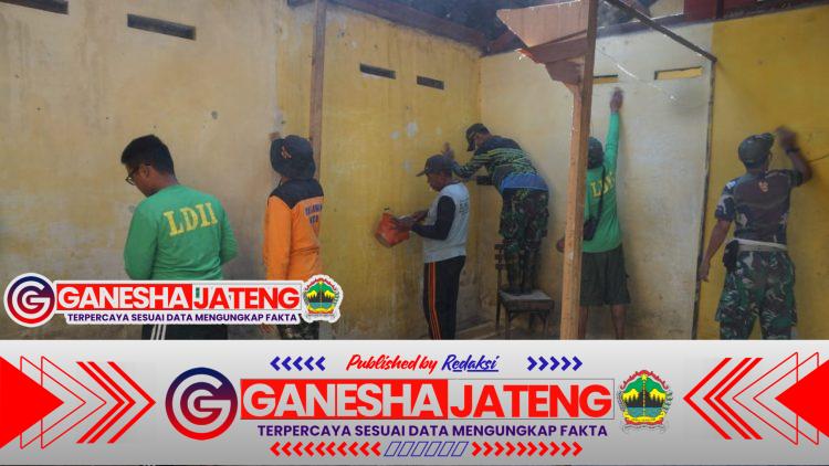 Hari Libur, Satgas TMMD Kodim 0735/Surakarta Tetap Semangat Kerjakan Perbaikan Saluran Air dan RTLH Hari Libur, Satgas TMMD Kodim 0735/Surakarta Tetap Semangat Kerjakan Perbaikan Saluran Air dan RTLH