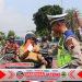 Jelang HUT RI ke-80, Satlantas Polres Sragen Tebar Semangat Patriotisme: Bagi Bendera Merah Putih dan Cokelat untuk Pengendara Cerdas! Jelang HUT RI ke-80, Satlantas Polres Sragen Tebar Semangat Patriotisme: Bagi Bendera Merah Putih dan Cokelat untuk Pengendara Cerdas!