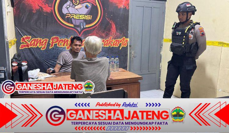 Tim Sparta Sat Samapta Polresta Surakarta Amankan Penjual Miras di Keprabon Tim Sparta Sat Samapta Polresta Surakarta Amankan Penjual Miras di Keprabon