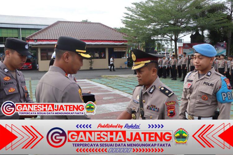 Serah Terima Jabatan Pejabat Utama dan Kapolsek Jajaran Polres Purworejo, Kapolres: Akselerasikan Tugas untuk Jawab Persoalan Masyarakat