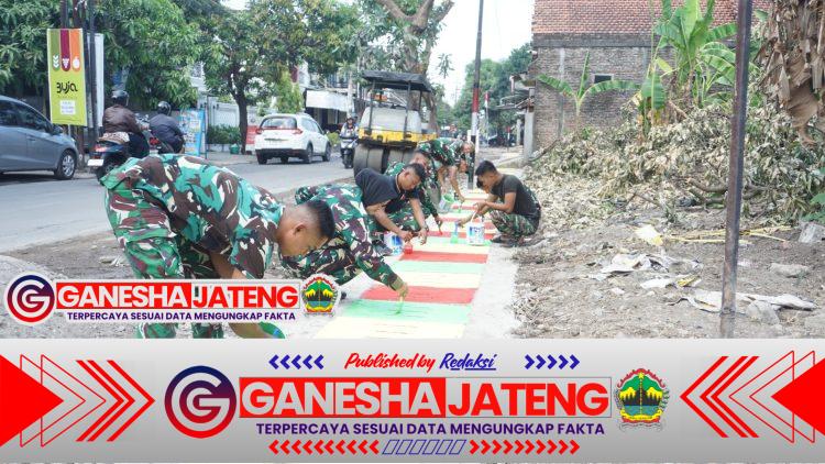 Guyub Rukun, Satgas TMMD Reguler Ke-125 Kodim 0735/Surakarta Laksanakan Pengecatan Lis Jalan Dan Penutup Saluran Air Guyub Rukun, Satgas TMMD Reguler Ke-125 Kodim 0735/Surakarta Laksanakan Pengecatan Lis Jalan Dan Penutup Saluran Air