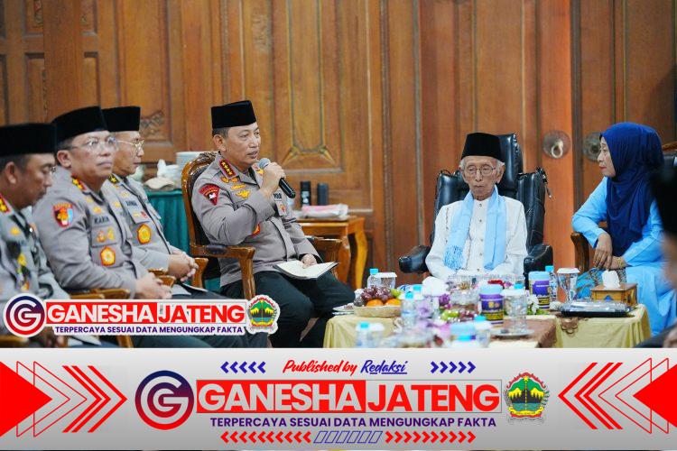 Kunjungi 2 Ponpes di Jatim, Kapolri: Amanat Presiden Menjaga Kerukunan Kunjungi 2 Ponpes di Jatim, Kapolri: Amanat Presiden Menjaga Kerukunan