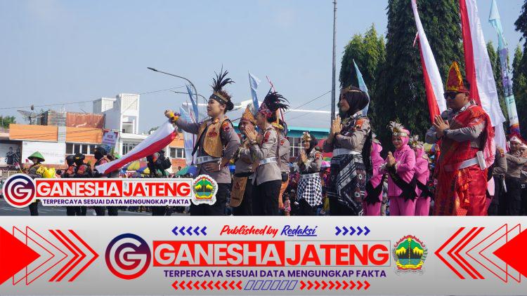 Polres Purbalingga Meriahkan Pawai Kebangsaan HUT ke-80 RI dengan Tema Ketahanan Pangan Polres Purbalingga Meriahkan Pawai Kebangsaan HUT ke-80 RI dengan Tema Ketahanan Pangan