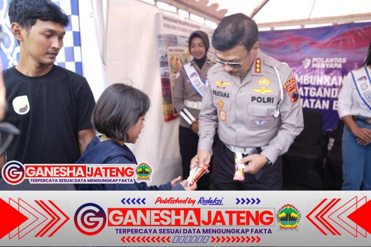 Venue Pandawa Booth Milik Korlantas Polri Turut Ramaikan Dieng Culture Festival 2025, Berisi Beragam Konten Menarik dan Edukatif Venue Pandawa Booth Milik Korlantas Polri Turut Ramaikan Dieng Culture Festival 2025, Berisi Beragam Konten Menarik dan Edukatif