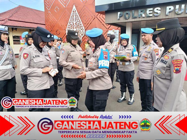 Jelang HUT ke-77, Polwan Polres Purbalingga Jalani Pemeriksaan Disiplin dan Tes Urine Jelang HUT ke-77, Polwan Polres Purbalingga Jalani Pemeriksaan Disiplin dan Tes Urine