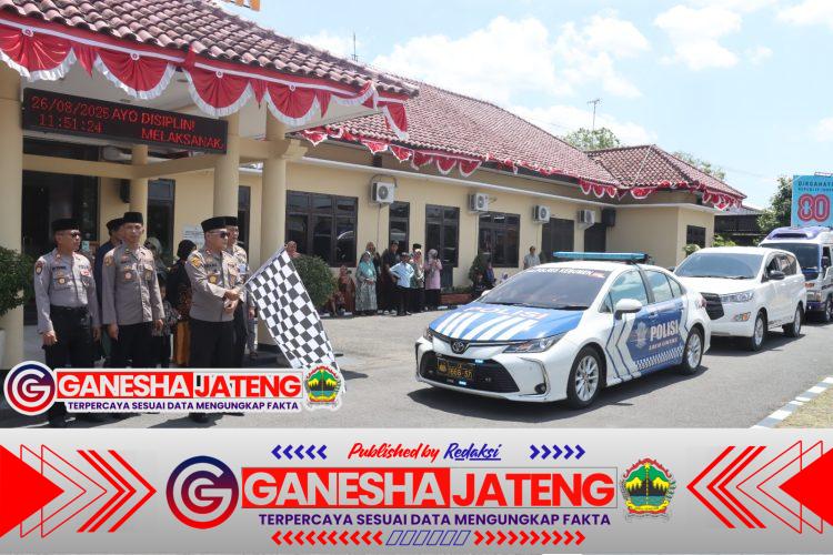 Doa dan Harapan Iringi 15 Jamaah Umroh dari Polres Kebumen