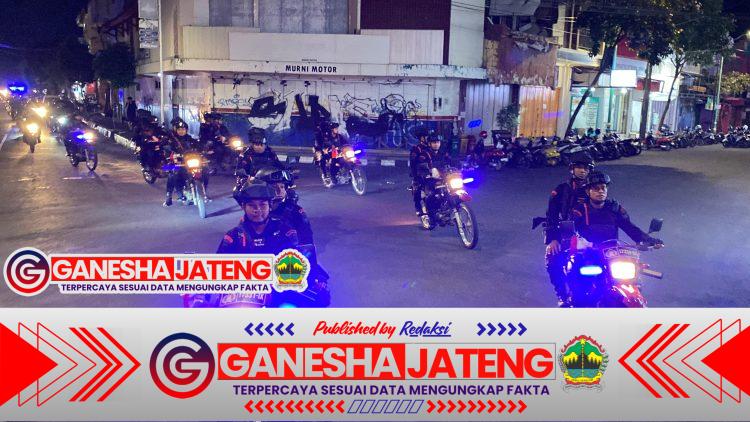 Personel Gabungan Gelar Patroli Skala Besar, Pastikan Jepara Kondusif Personel Gabungan Gelar Patroli Skala Besar, Pastikan Jepara Kondusif