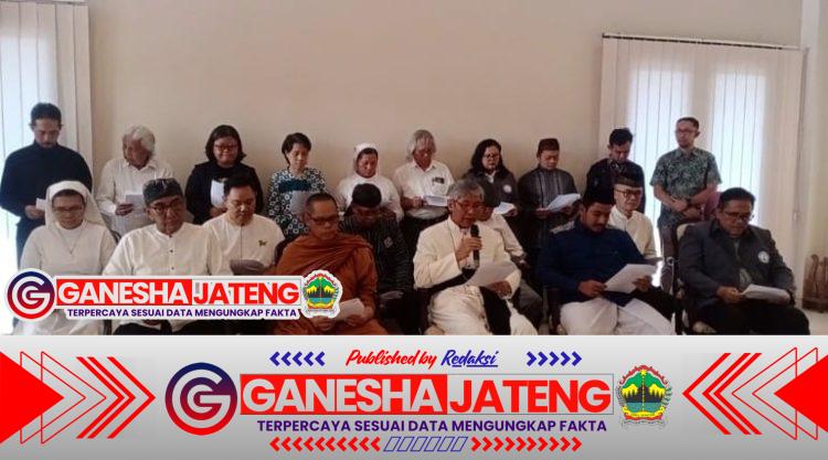 Tokoh Lintas Agama Se-Jawa Tengah Menyatakan Sikap Tegas Untuk Jateng Dan NKRI Damai Tokoh Lintas Agama Se-Jawa Tengah Menyatakan Sikap Tegas Untuk Jateng Dan NKRI Damai