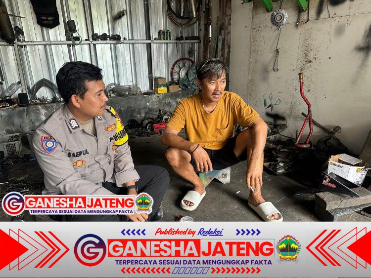 Patroli Sambang Preemtif dan Preventif, Bhabinkamtibmas Polsek Pasar Kemis Wujudkan Kamtibmas Yang Kondusif Patroli Sambang Preemtif dan Preventif, Bhabinkamtibmas Polsek Pasar Kemis Wujudkan Kamtibmas Yang Kondusif