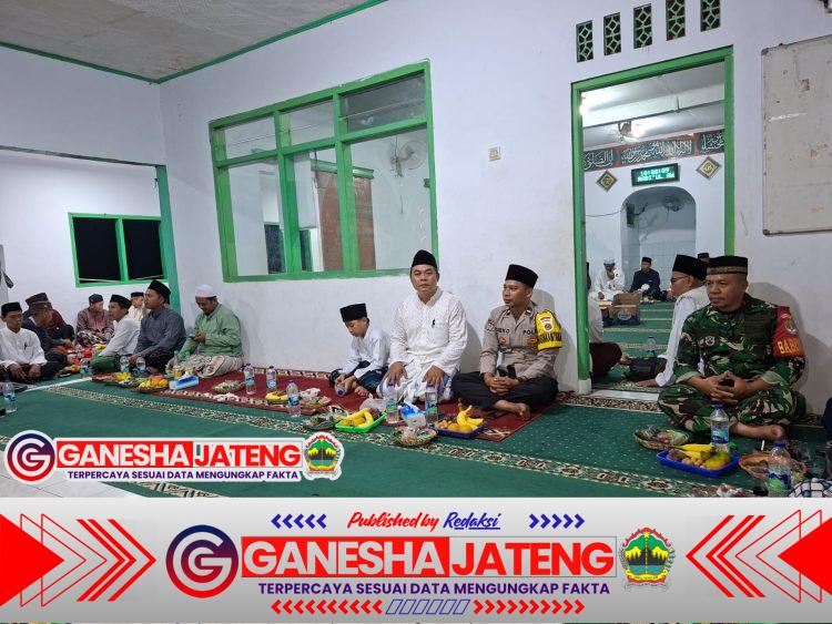 Bhabinkamtibmas Aipda Dieko Hadiri Maulid Nabi di Desa Pasir Gadung