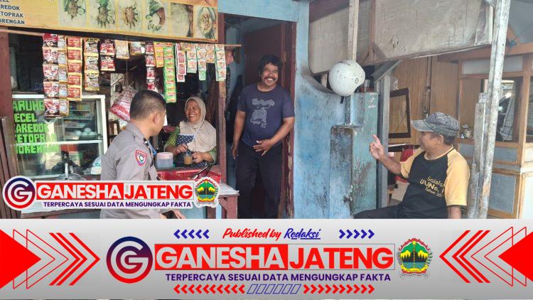 Bhabinkamtibmas Polsek Ciwandan Sambang Warga di Warung Kopi, Pererat Silaturahmi dan Dialog Kamtibmas Bhabinkamtibmas Polsek Ciwandan Sambang Warga di Warung Kopi, Pererat Silaturahmi dan Dialog Kamtibmas