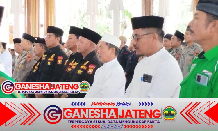 Senkom Jambi Hadiri Do’a Bersama dan Maulid Nabi Muhammad SAW di Masjid Agung Al Falah