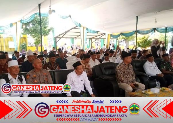 Polsek Purwakarta Hadiri Pembukaan STQ Tingkat Kecamatan, Dukung Terwujudnya Generasi Qur’ani Polsek Purwakarta Hadiri Pembukaan STQ Tingkat Kecamatan, Dukung Terwujudnya Generasi Qur’ani