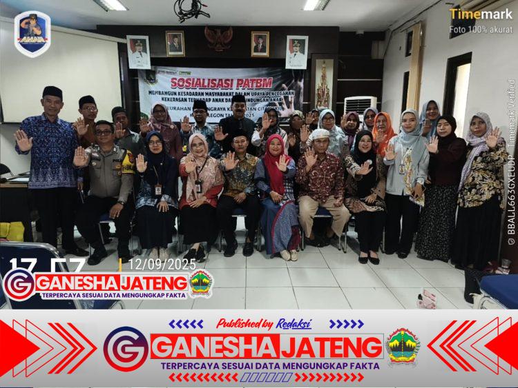 Bhabinkamtibmas Polsek Ciwandan Polres Cilegon Hadiri Sosialisasi PATBM Tingkat Kelurahan.