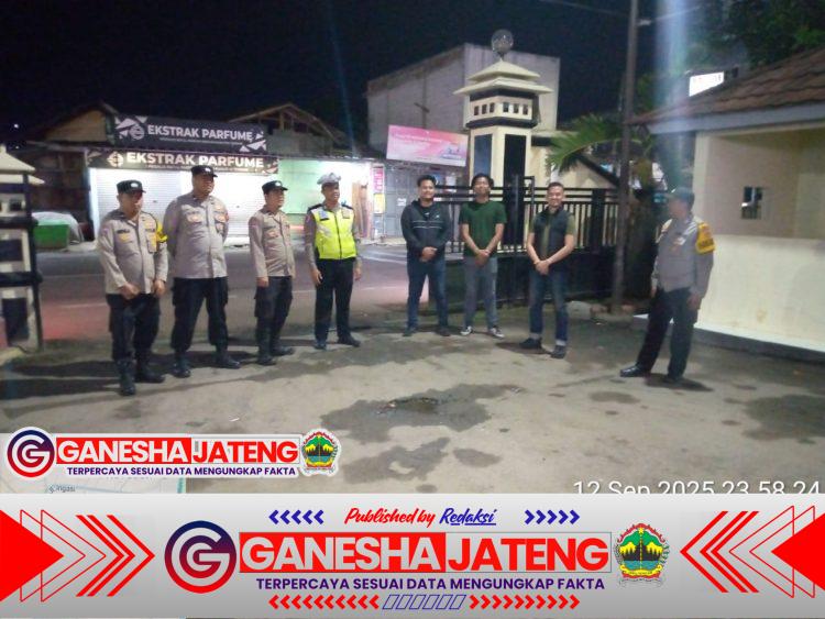 Polsek Balaraja Laksanakan Sispam Mako Malam Hari, Antisipasi Guantibmas Polsek Balaraja Laksanakan Sispam Mako Malam Hari, Antisipasi Guantibmas