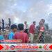 Gudang Rongsok di Simo Terbakar, Babinsa Sigap Evakuasi dan Koordinasi Damkar Gudang Rongsok di Simo Terbakar, Babinsa Sigap Evakuasi dan Koordinasi Damkar