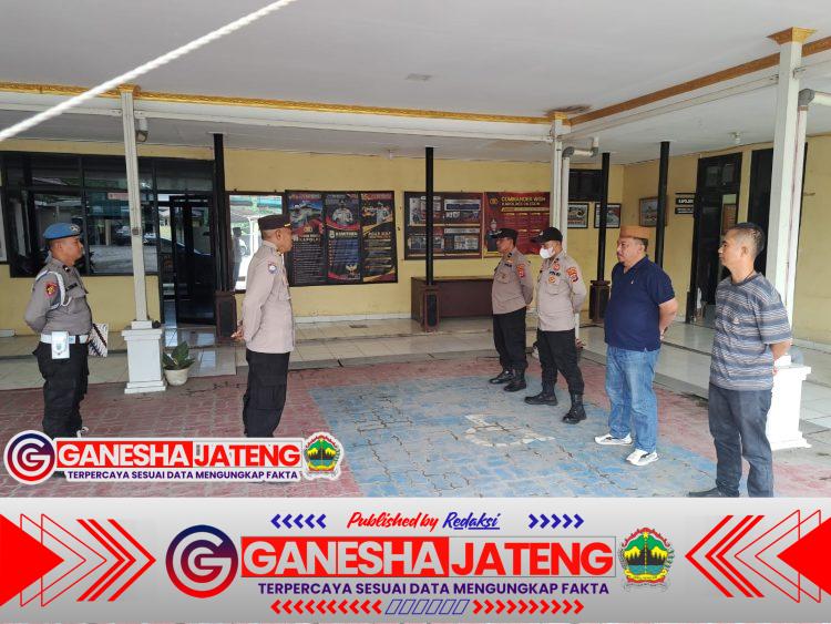 Apel Pagi Personel Polsek KSKP Banten Tingkatkan Kedisiplinan dan Kesiapan Pelayanan Apel Pagi Personel Polsek KSKP Banten Tingkatkan Kedisiplinan dan Kesiapan Pelayanan