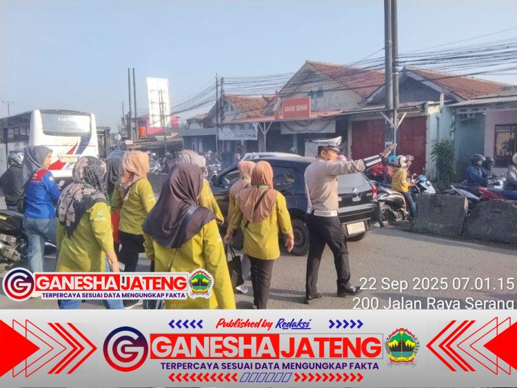 Polsek Cikupa Gelar PECAK, Wujudkan Kamseltibcar Lantas di Jam Sibuk Polsek Cikupa Gelar PECAK, Wujudkan Kamseltibcar Lantas di Jam Sibuk